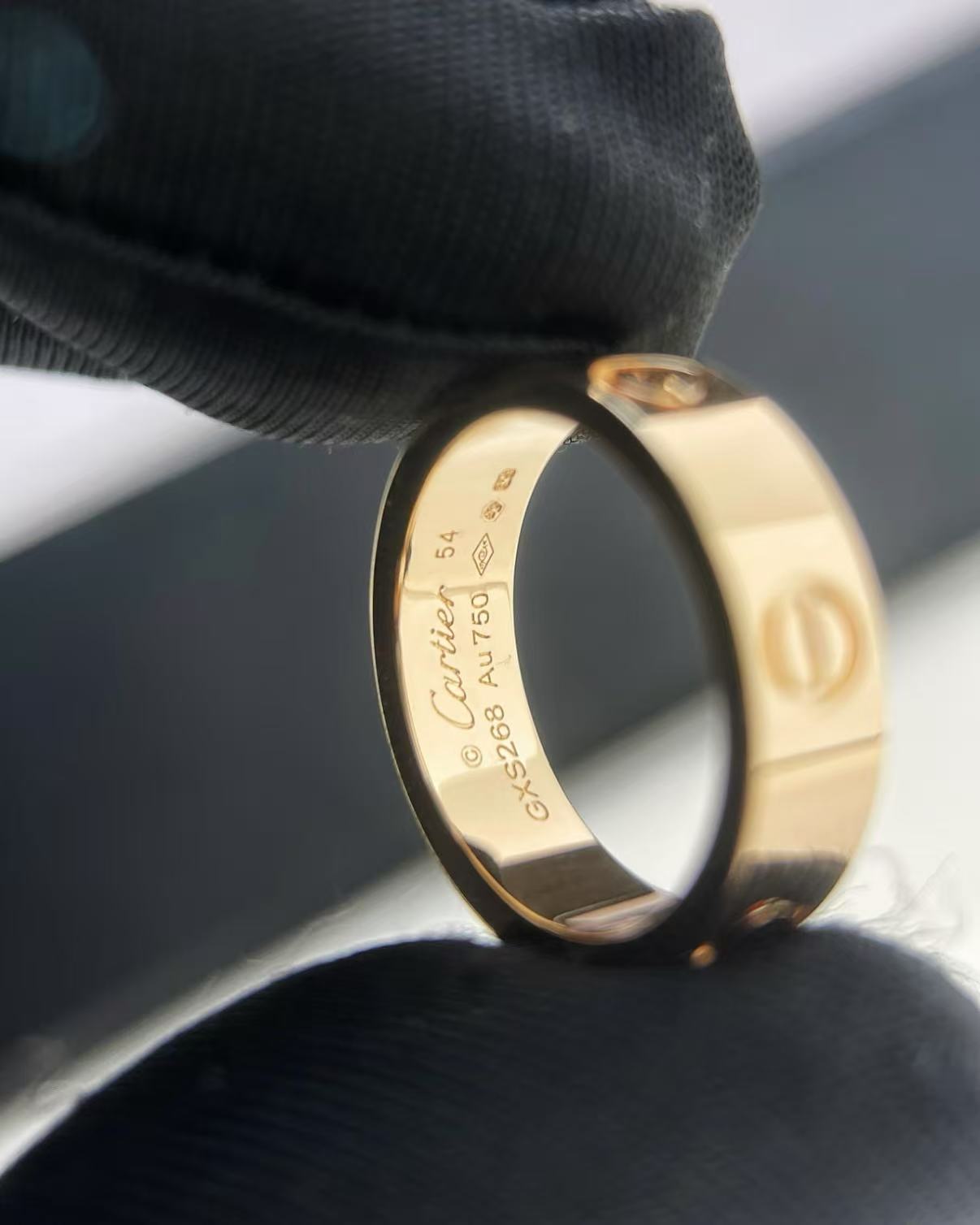 Craft Your Legacy: The Essence of Custom Fine Jewelry