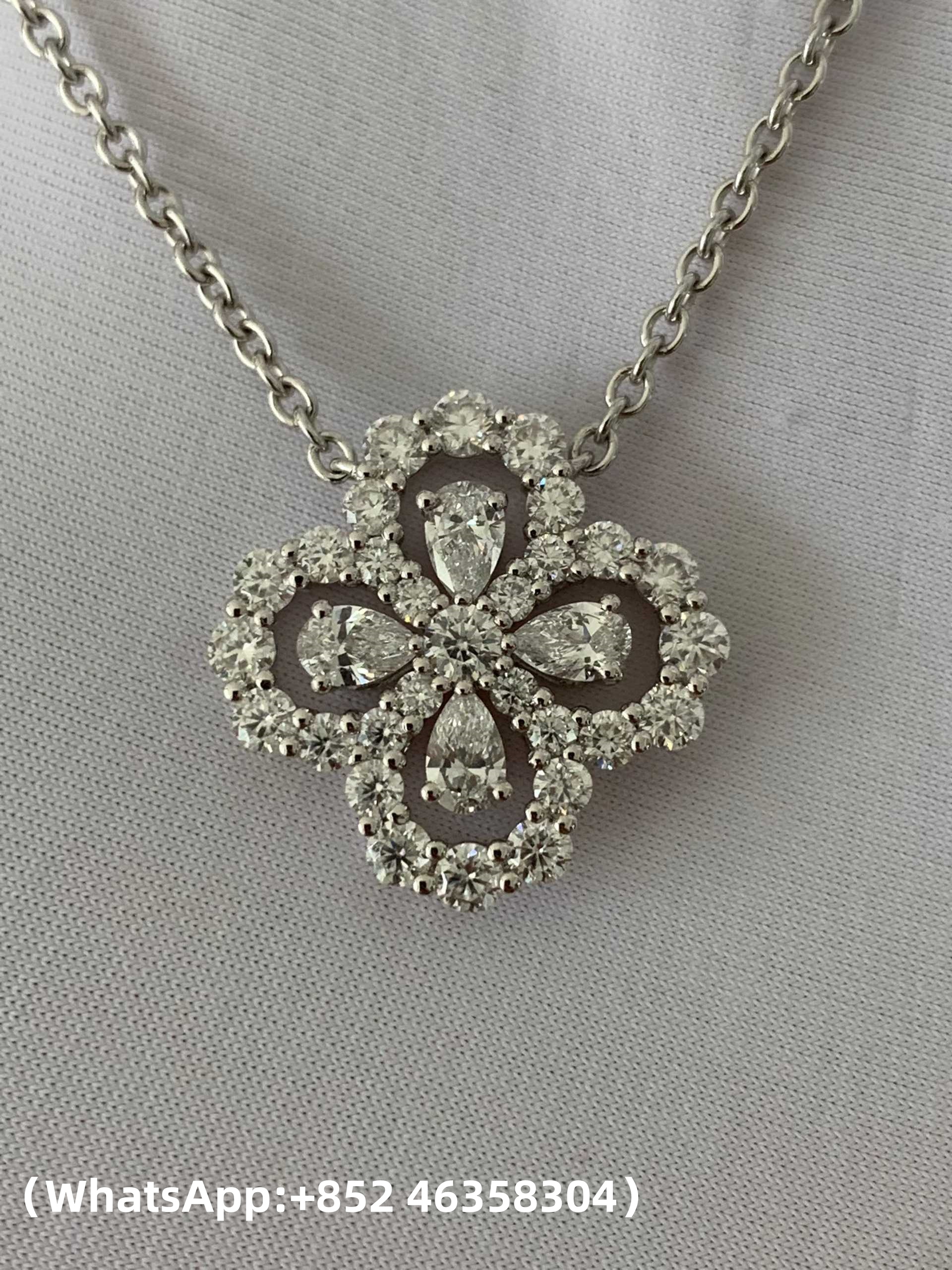 Premium 1:1 Harry Winston Diamond Loop Necklace Replica – Custom Solid 18K Gold Pendant Necklace