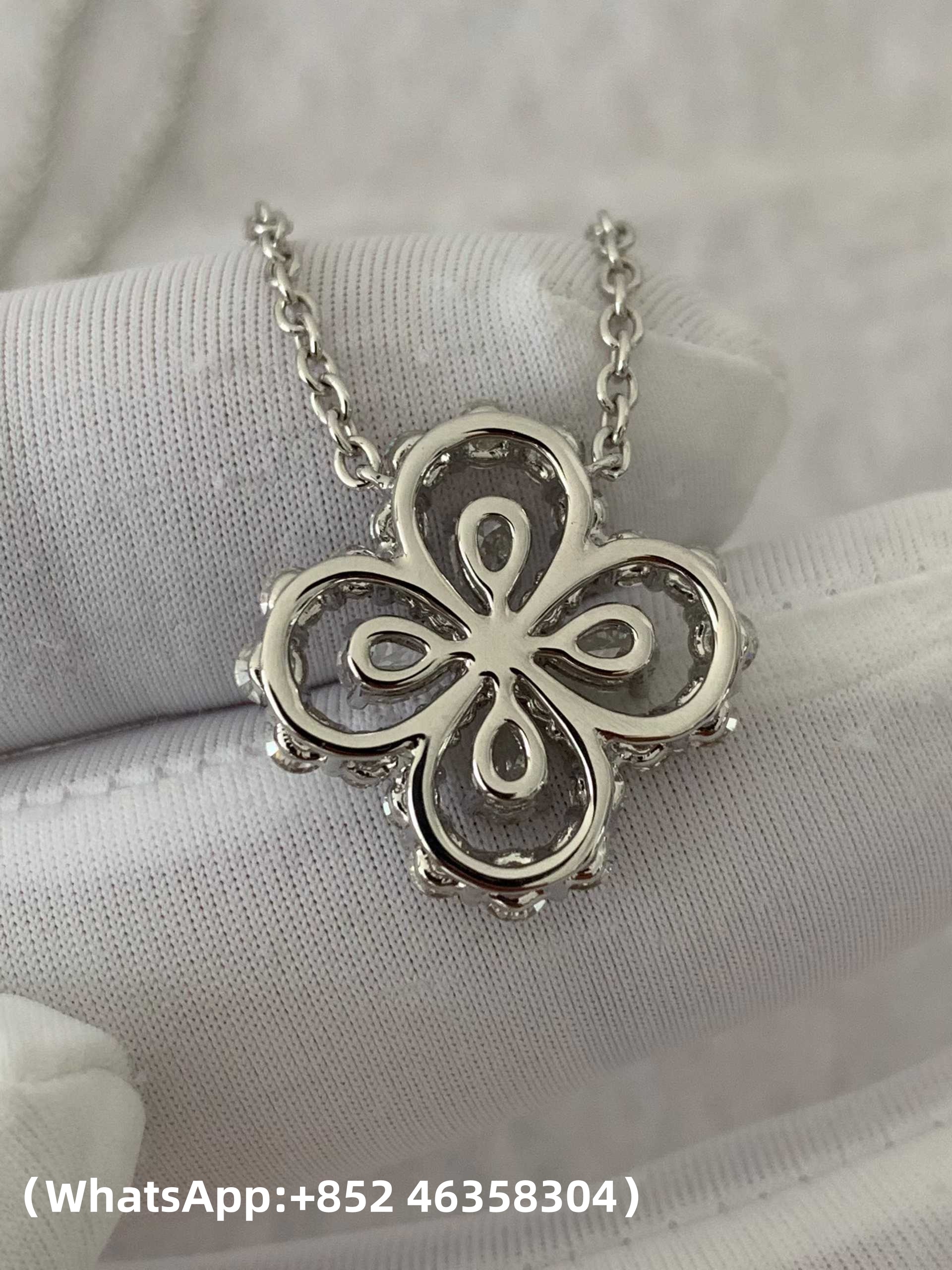 Premium 1:1 Harry Winston Diamond Loop Necklace Replica – Custom Solid 18K Gold Pendant Necklace