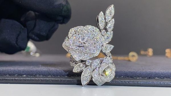 Premium 1:1 Piaget Rose Ring in Rhodium Finish Set with 165 Brilliant-Cut Diamonds Replica – Custom Solid 18k White Gold with Diamonds