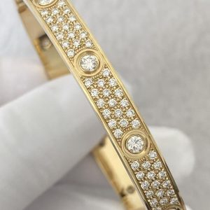 Custom Cartier LOVE Bracelet Classic Model Paved 10 Diamonds