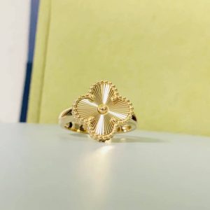Custom Van Cleef & Arpels Vintage Alhambra Ring