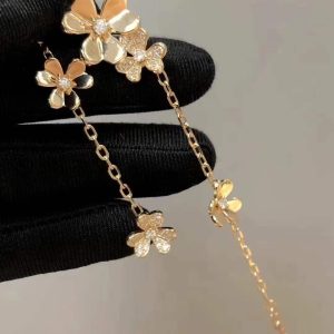 Custom Van Cleef & Arpels Frivole Bracelet 5 Flowers Diamond