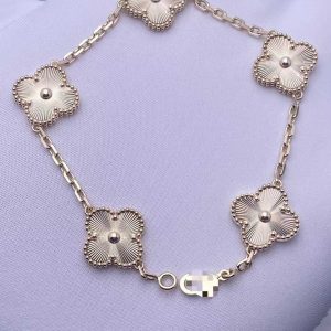 Custom Solid 18k Gold Van Cleef & Arpels Jewelry Vintage Alhambra Bracelet