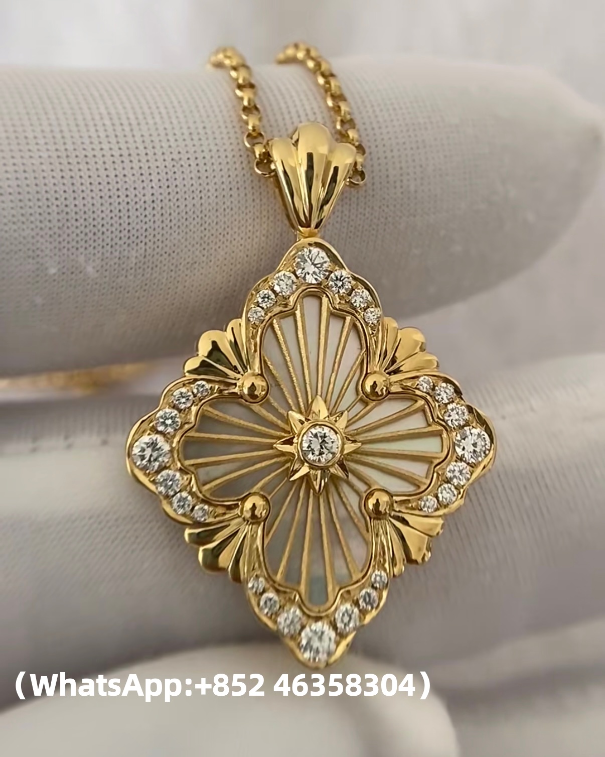 custom Buccellati OPERA TULLE STONE Gold Pendant Set with Diamonds and Mother-of-Pearl