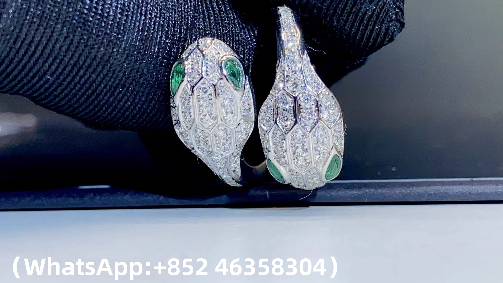 Premium 1:1 Bvlgari Serpenti Seduttori Ring set with Emerald Eyes and Pavé Diamonds Replica - Custom Solid 18k White Gold