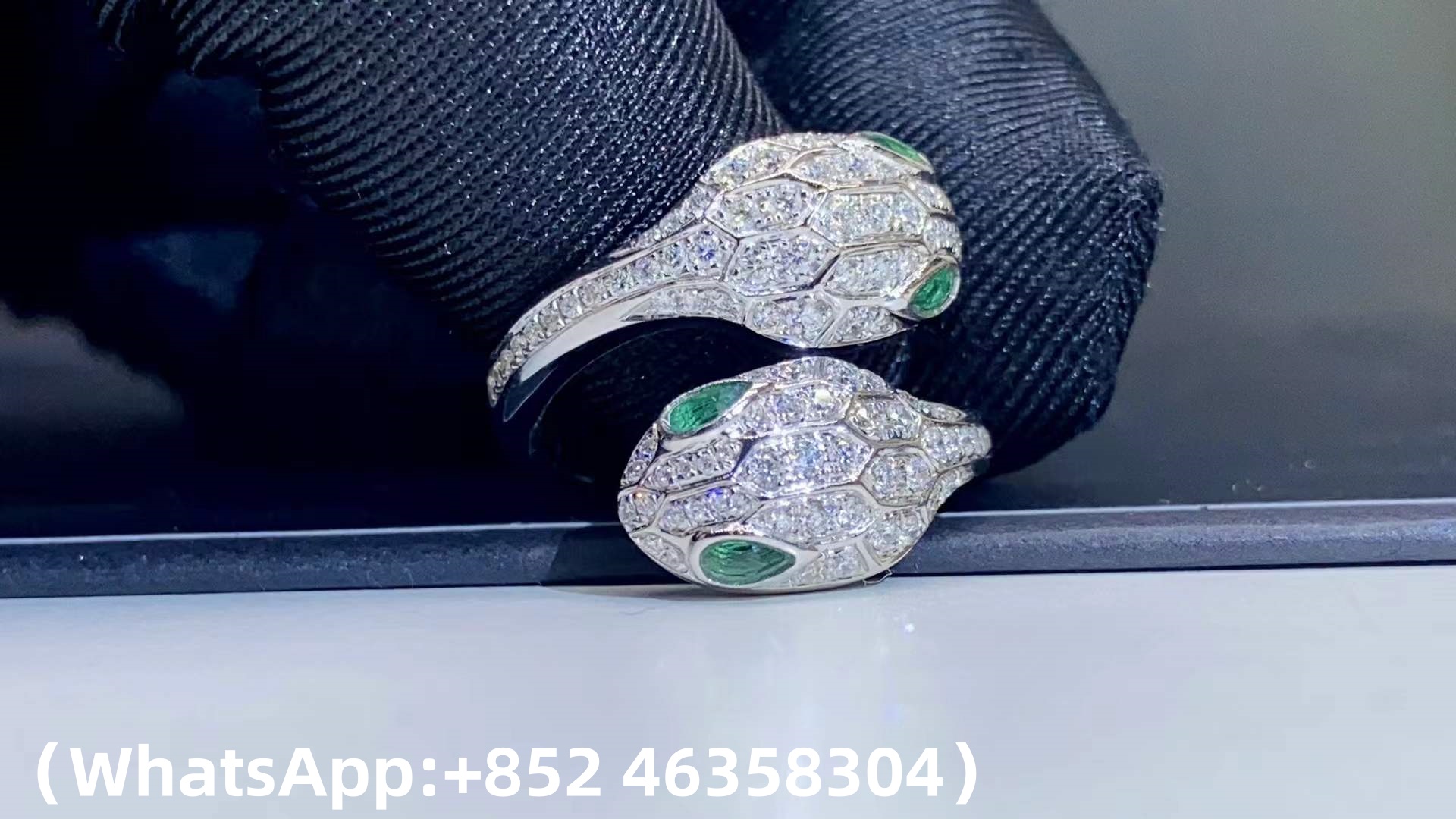 Premium 1:1 Bvlgari Serpenti Seduttori Ring set with Emerald Eyes and Pavé Diamonds Replica - Custom Solid 18k White Gold
