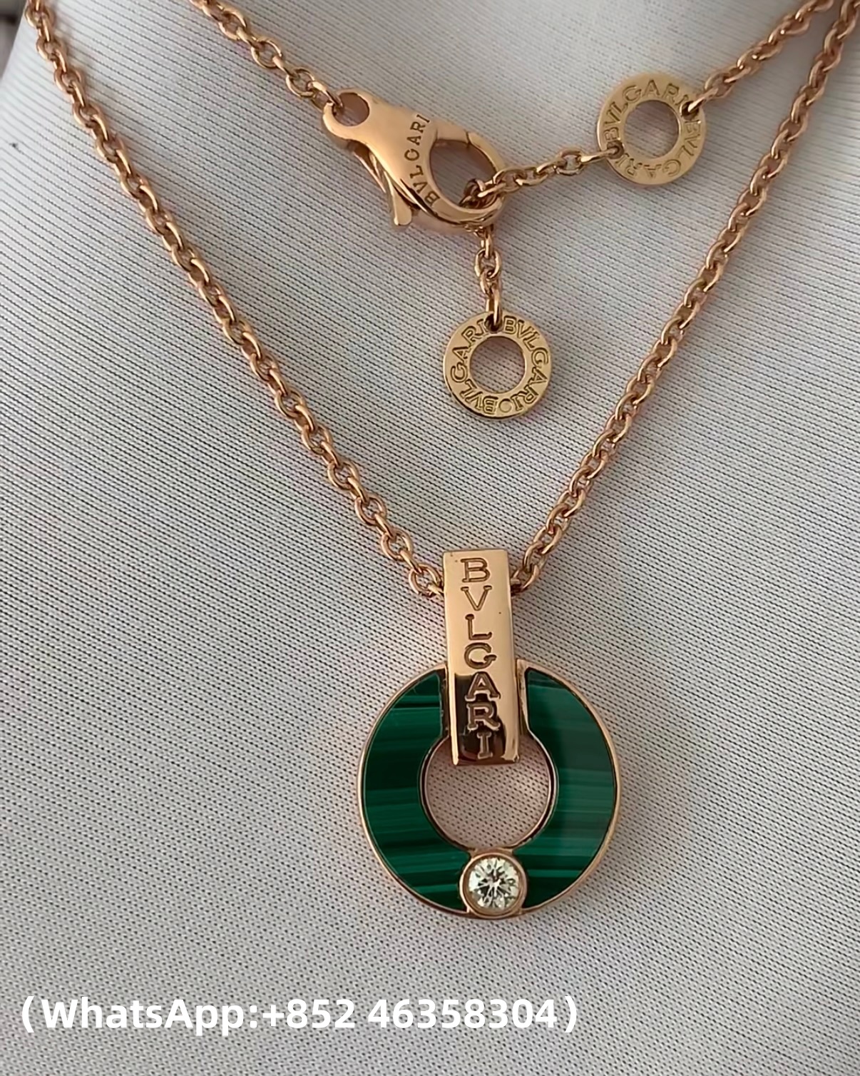 Premium 1:1 Bvlgari Bvlgari Openwork Necklace Set with Malachite Elements and a Round Brilliant-Cut Diamond Replica – Custom Solid 18k Rose Gold