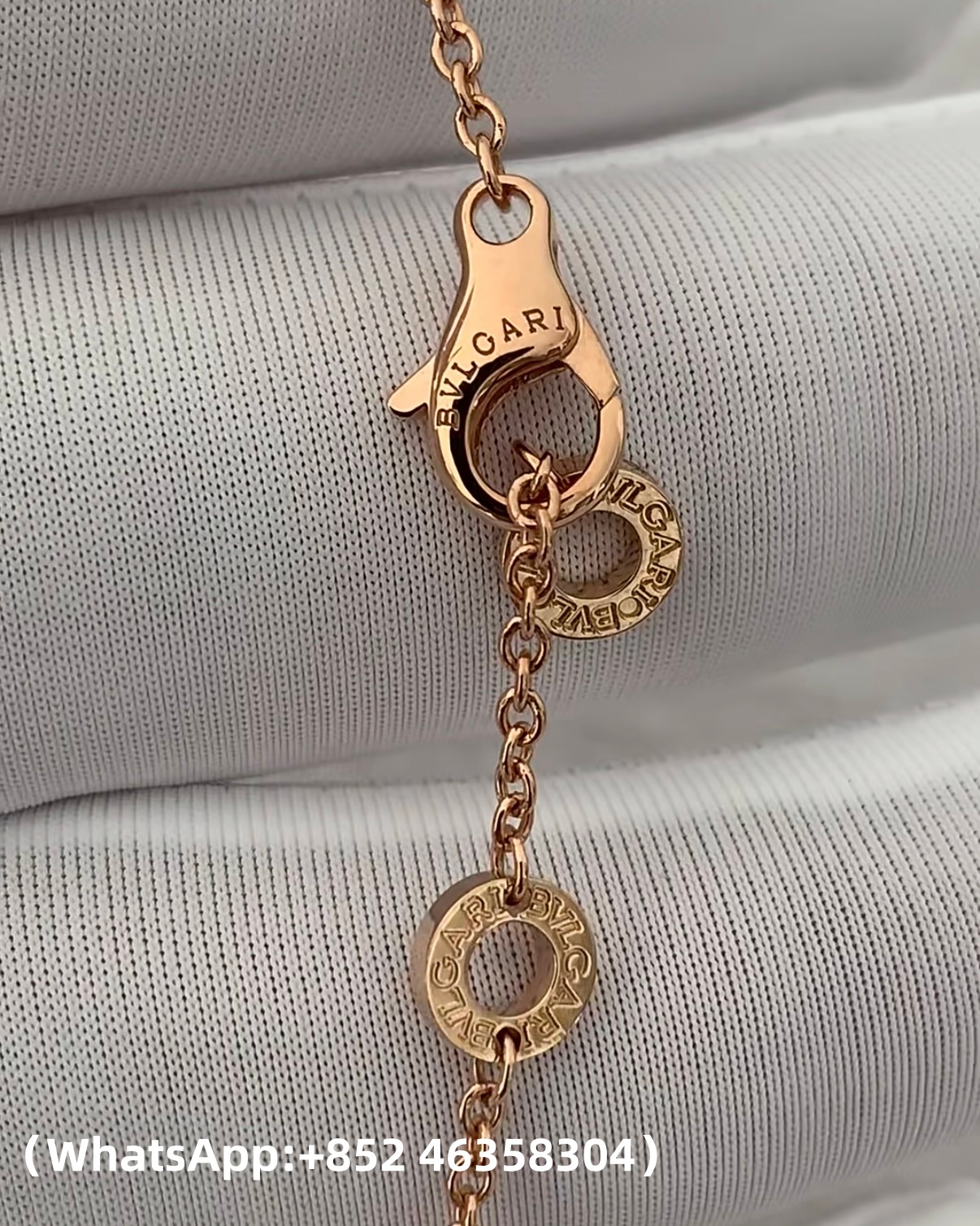 Premium 1:1 Bvlgari Bvlgari Openwork Necklace Set with Malachite Elements and a Round Brilliant-Cut Diamond Replica – Custom Solid 18k Rose Gold